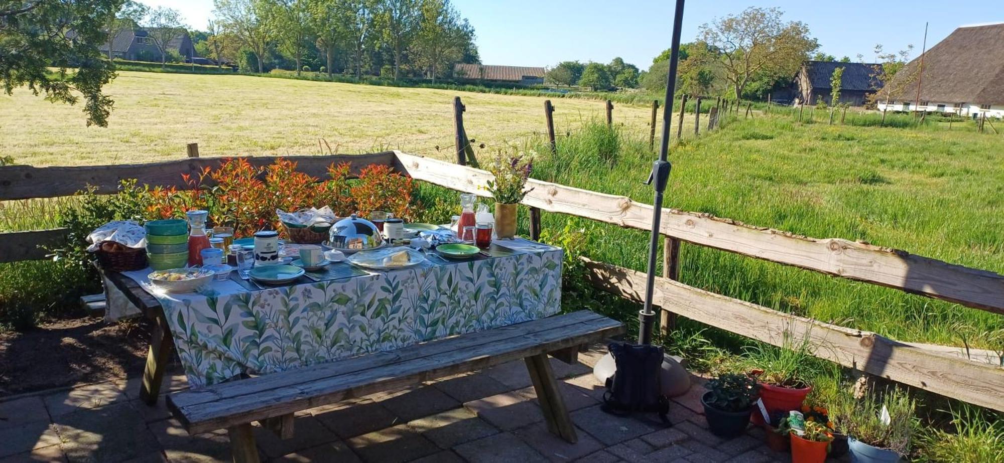 Bed & Breakfast Appenseweg Voorst Gem Voorst Esterno foto
